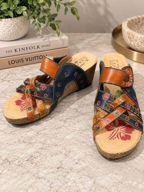 Spring Step L’Artiste Jacora-Cam Floral Leather Wedge Sandals Size 38 Boho